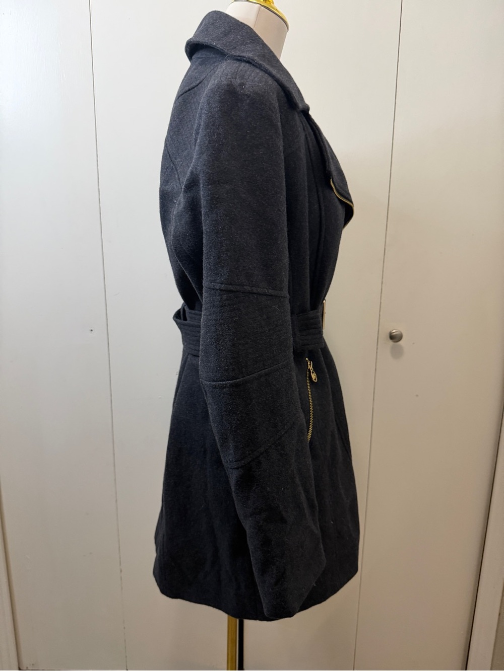 Michael Kors Charcoal Gray Belted Trench Coat with Gold Hardware - Picture 6 of 15